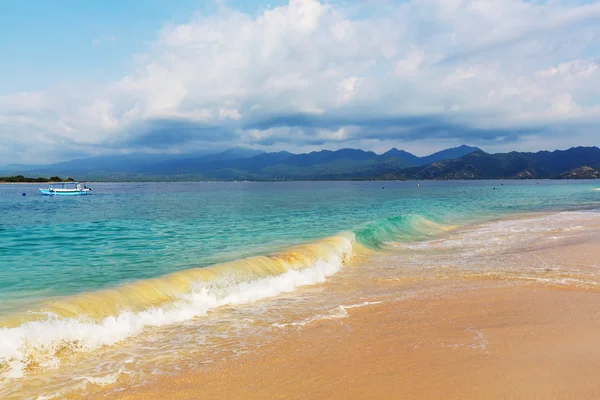 Stranden på gili — Stockfoto