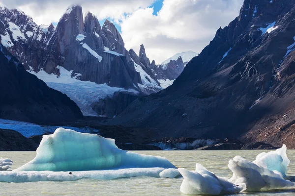 Cerro Torre mountains — Stock Photo, Image