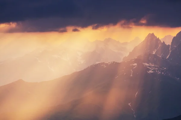 Sunrise Caucasus mountains — Stockfoto