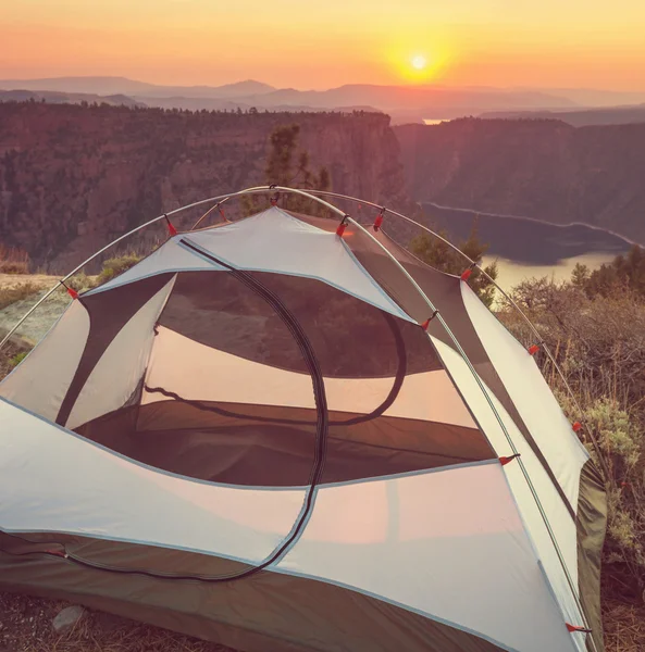 Tent in vlammende Gorge — Stockfoto