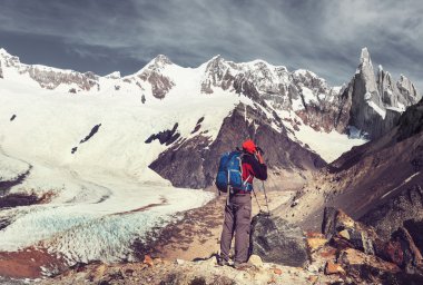 Patagonya'adam uzun yürüyüşe çıkan kimse