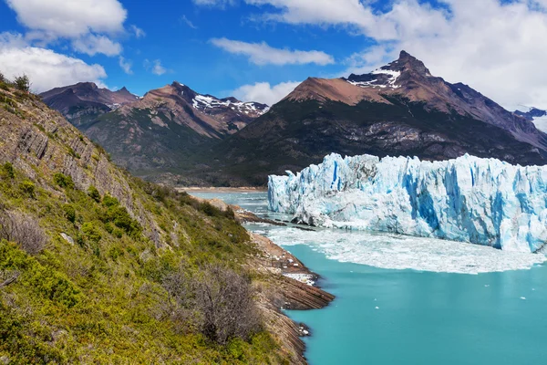 Argentina的Perito移动冰川 — 图库照片