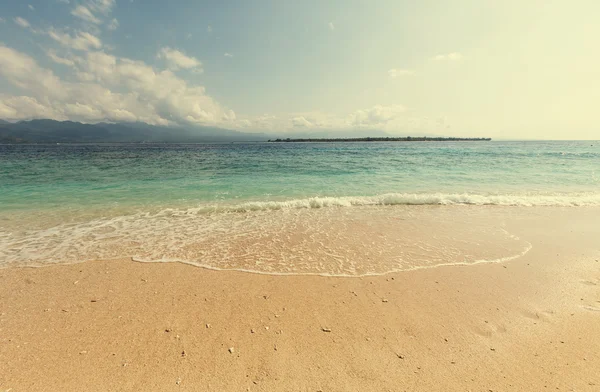 Sea surf on  beach — Stock Photo, Image