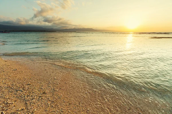 Coucher de soleil magnifique mer — Photo