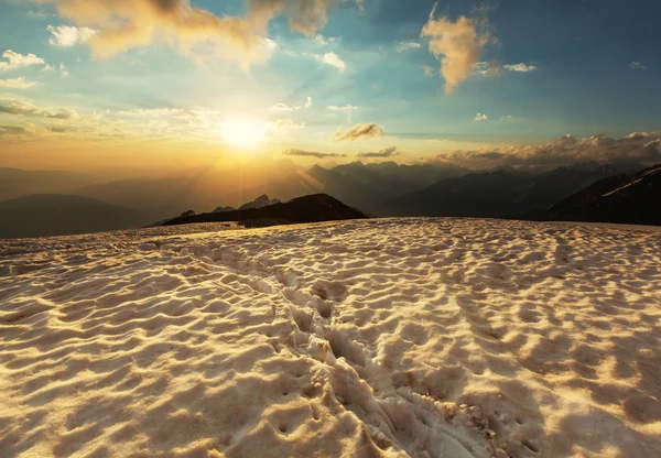 Picco di Ushba nel Caucaso — Foto Stock