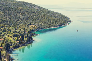 Yunanistan güzel kayalık sahil şeridi