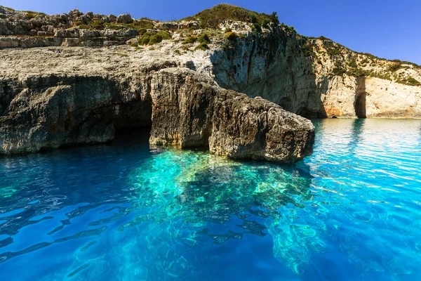 Beautiful rocky coastline in Greece — Stock Photo, Image