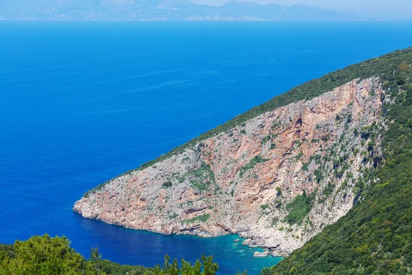 Beautiful rocky coastline in Greece — Stock Photo, Image