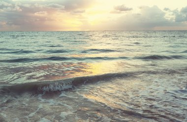 güzel deniz günbatımı