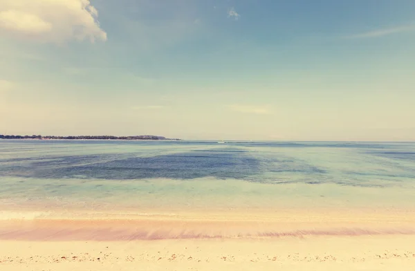 Schöner Strand am Meer — Stockfoto