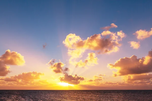 Havet solnedgång bakgrund — Stockfoto