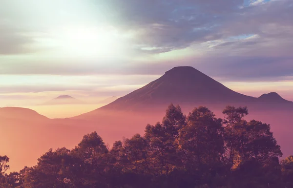 Java vulkanische landschap — Stockfoto