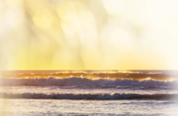 Coucher de soleil sur la plage océanique — Photo