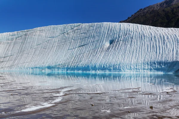 Lago en el glaciar Kennecott — Foto de Stock