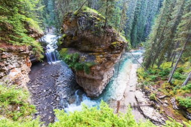 Kanyon Banff Np içinde
