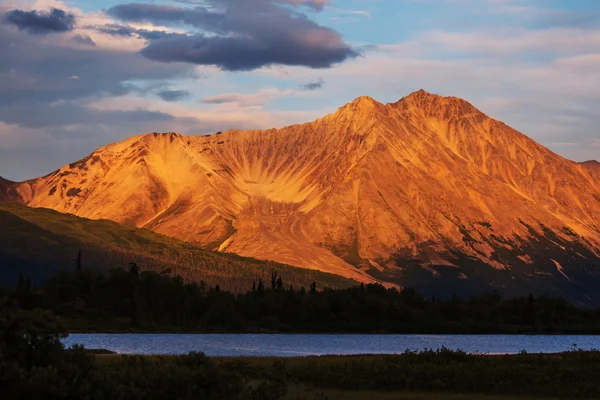 Krásné hory na Aljašce — Stock fotografie
