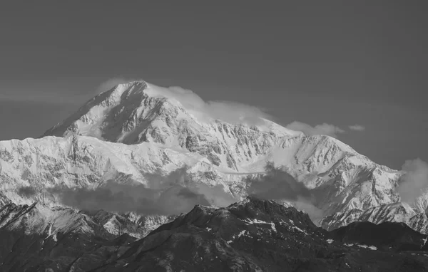 Denali (McKinley) pico — Foto de Stock