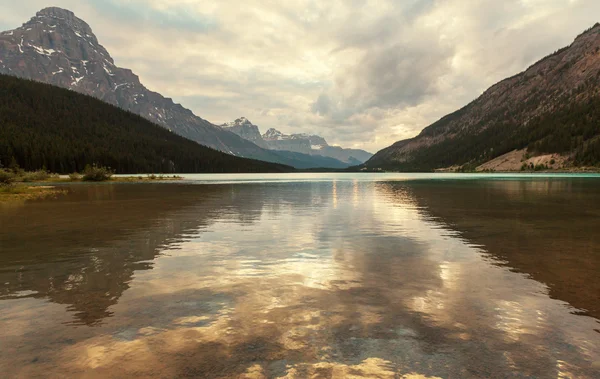 Serenity lake, Kanada. — Stock Fotó