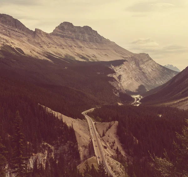 Kanadische Berglandschaft — Stockfoto