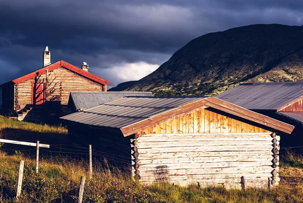 Cabanas de madeira em Noruega — Fotografia de Stock