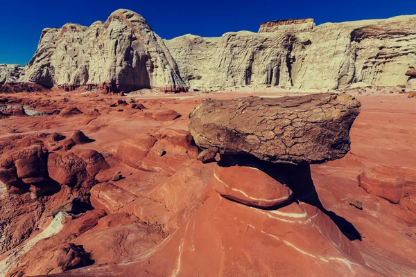 Muchomůrka hoodoos v poušti Utah — Stock fotografie