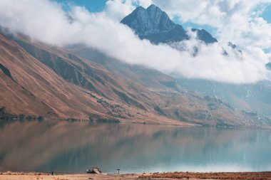 Cordillera Blanca 'da güzel dağlar, Peru, Güney Amerika