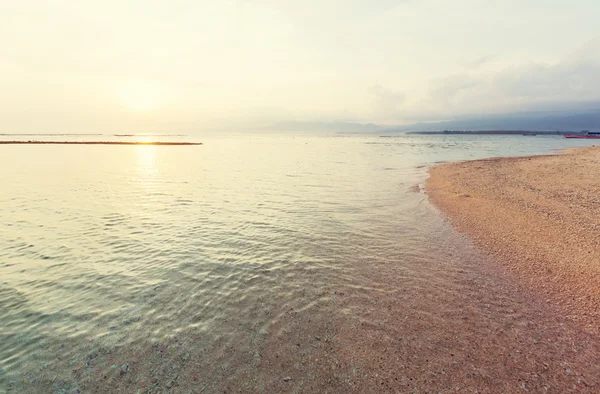 Piaszczysta plaża ocean — Zdjęcie stockowe