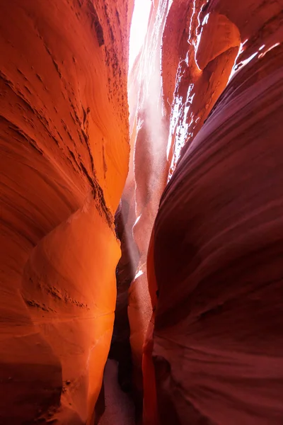 Canyon à fente dans le parc national — Photo