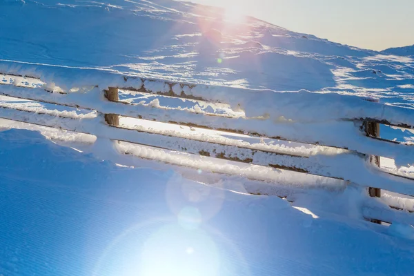 Skidorten i solljus — Stockfoto