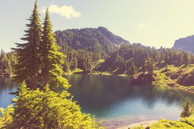 Serenity göl Dağları