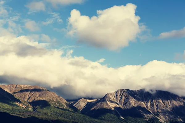 Prachtige bergen in Alaska — Stockfoto