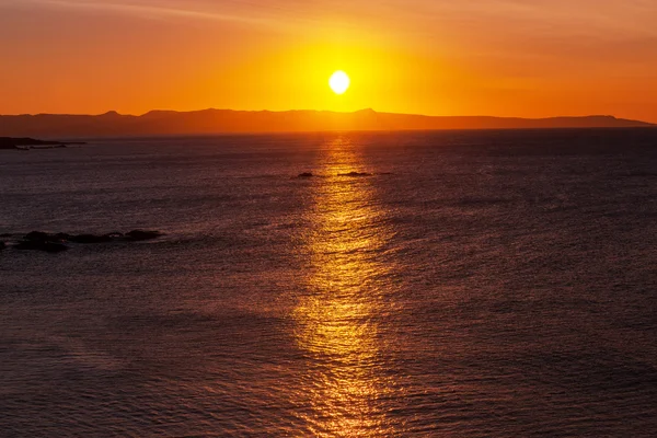 Por do sol na costa de Chipre — Fotografia de Stock