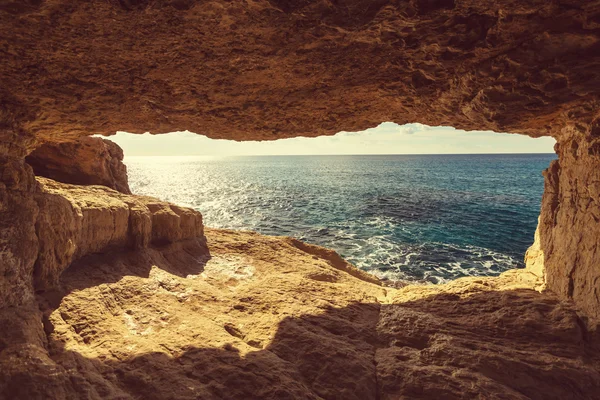 Kıbrıs'ta deniz kıyısında — Stok fotoğraf