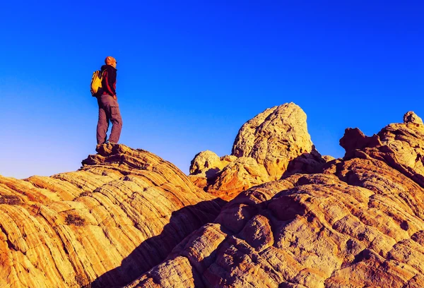 Man on Vermilion Cliffs Monumento Nacional — Fotografia de Stock