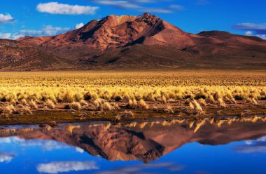 Bolivya'daki yüksek dağlar