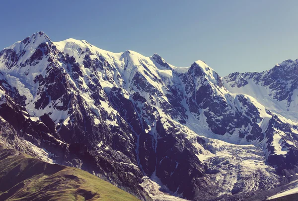 Caucaso montagne paesaggio — Foto Stock