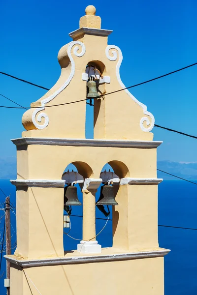 Iglesia con campanas en Grecia —  Fotos de Stock