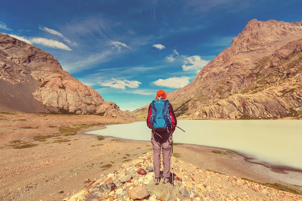 Mann wandert in Patagonien — Stockfoto