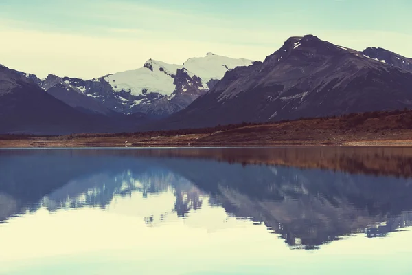 Patagonia berg landskap — Stockfoto