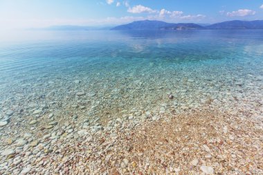 Güzel parlak sahil şeridi