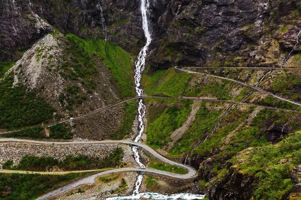 Trollstigen, Trolls vandringsled — Stockfoto