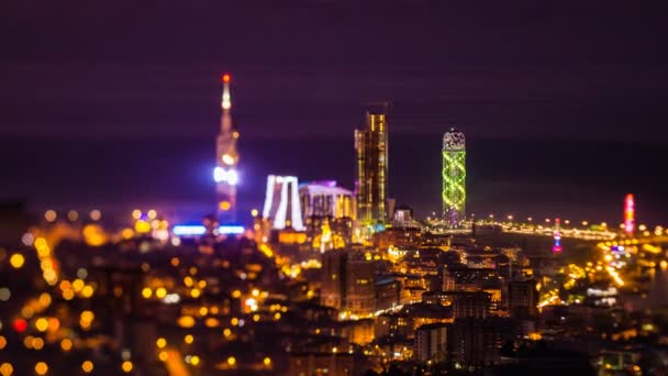 Po západu slunce noční timelapse Batumi panoráma přiblížit — Stock video