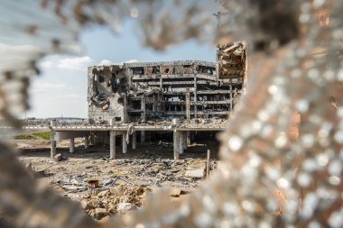 Geniş açılı görünüş Havaalanı camdan Harabeleri