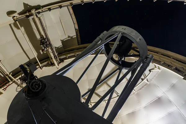 Большой оптический телескоп — стоковое фото