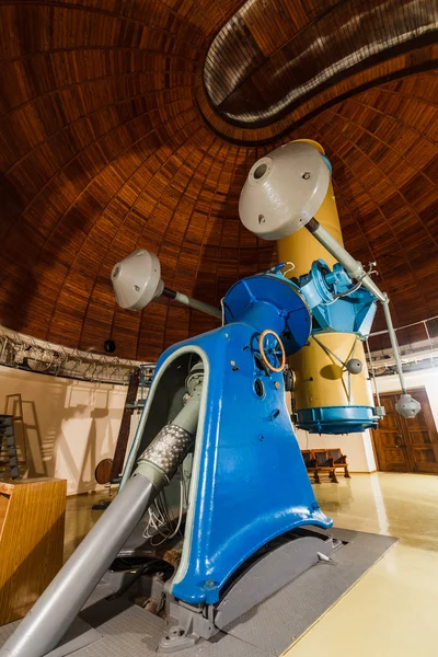 Trofeu vechi telescop optic mare — Fotografie, imagine de stoc