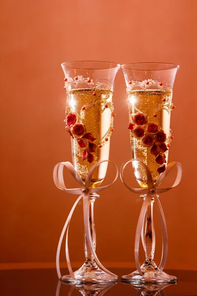 Svatební sklenice s šumivým vínem Stock Snímky