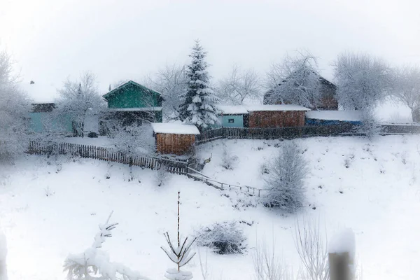 Paesaggio Tipico Dei Carpazi Ucraini Con Proprietà Private Inverno — Foto Stock
