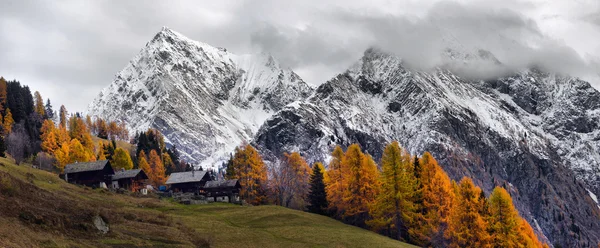 Panorama alpino — Fotografia de Stock