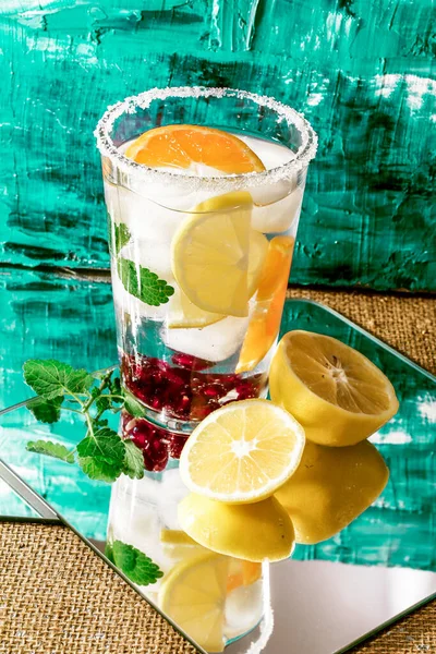 Glass Cold Drink Lemon Mint Wooden Table — Stock Photo, Image