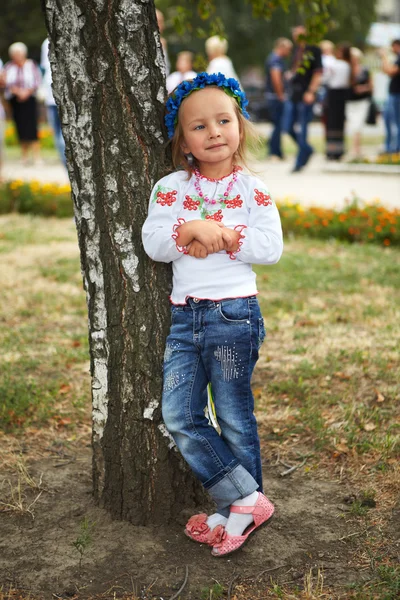 La giovane ragazza — Foto Stock